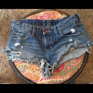 🍑BDG cheeky cut offs